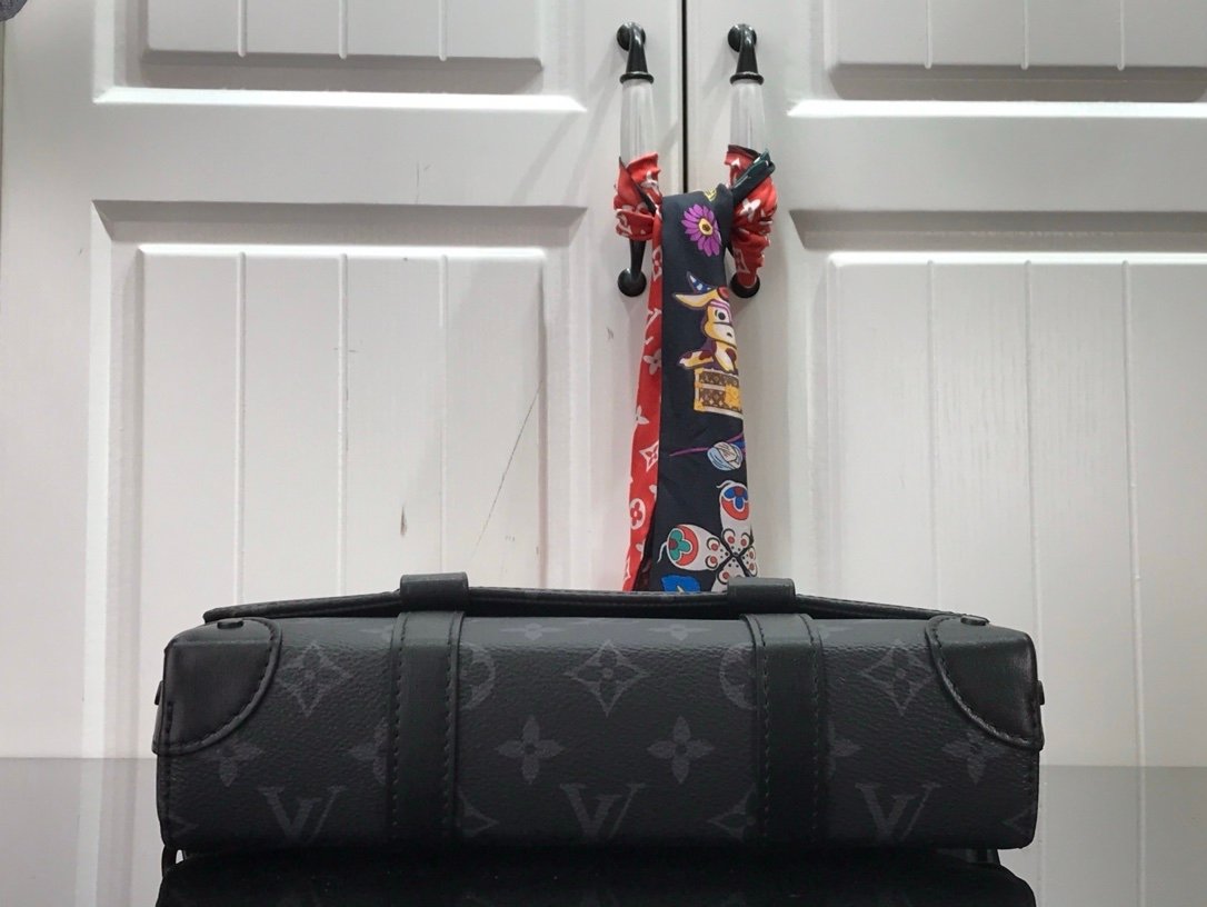 Louis Vuitton Trunk Messenger Bag Monogram Black - Afbeelding 5