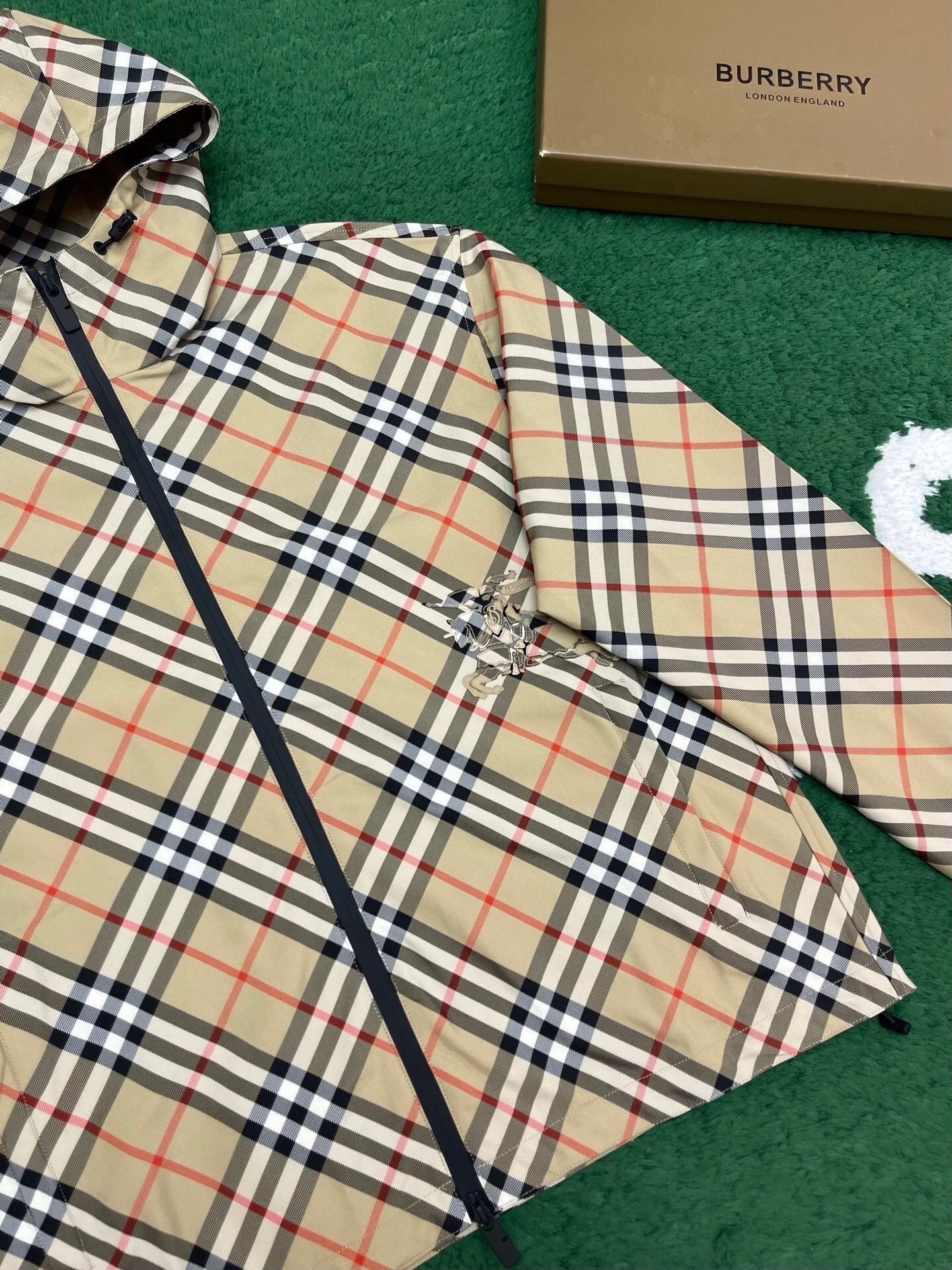 Burberry Check Jacket In Sand - Afbeelding 4