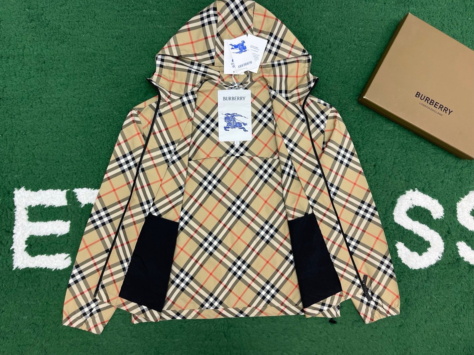 Burberry Check Jacket In Sand - Afbeelding 10