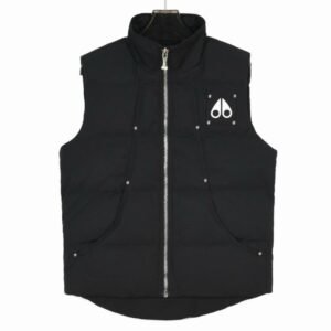 Alternative view of Moose Knuckles Montreal Bodywarmer In Black
