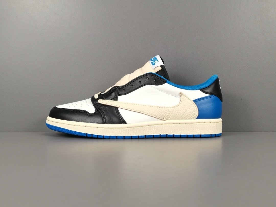 Jordan 1 Retro Low OG SP
Fragment x Travis Scott - Afbeelding 2