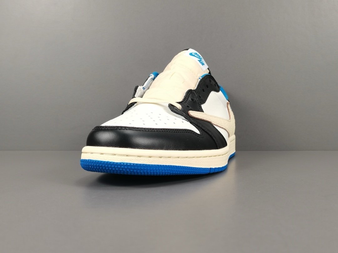 Jordan 1 Retro Low OG SP
Fragment x Travis Scott - Afbeelding 5