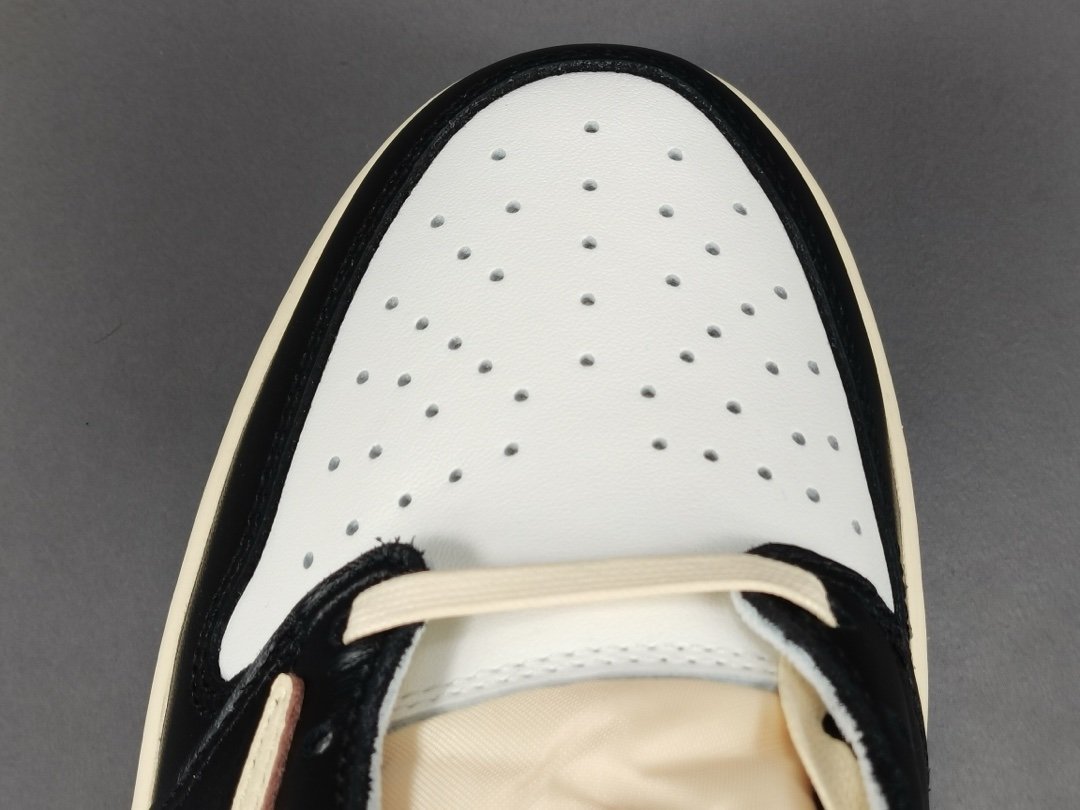 Jordan 1 Retro Low OG SP
Fragment x Travis Scott - Afbeelding 7