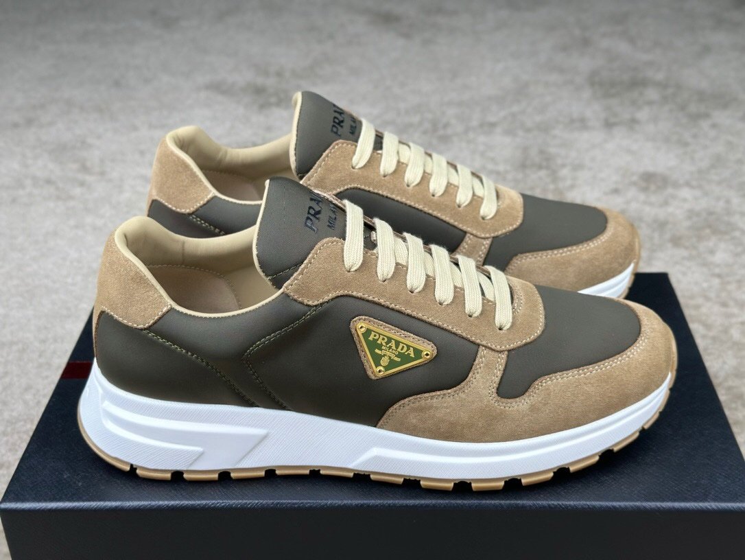 Prada Prax 01 Re-Nylon Beige Green Suede - Afbeelding 3