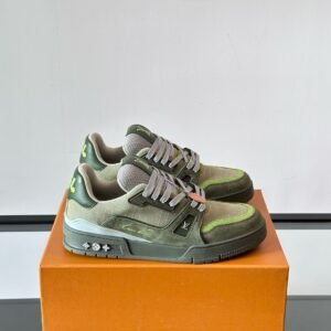 Alternative view of Louis Vuitton Trainer Green Mesh