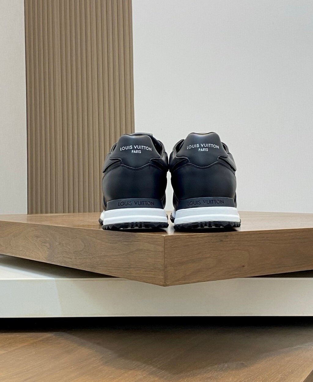 Louis Vuitton Run Away Black/White - Afbeelding 6