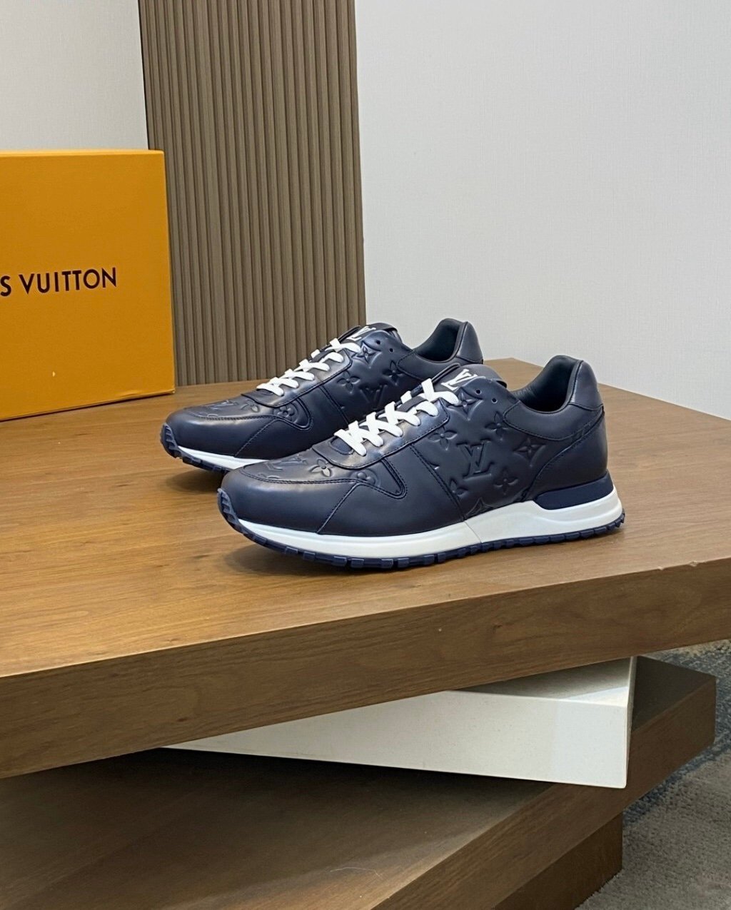 Louis Vuitton Run Away Navy/White - Afbeelding 2