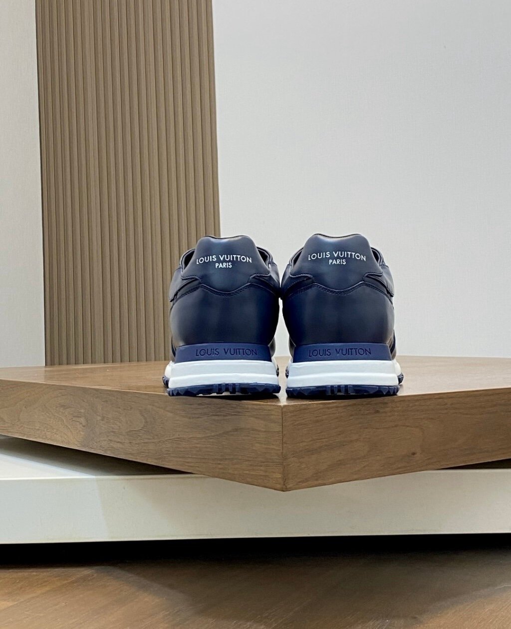 Louis Vuitton Run Away Navy/White - Afbeelding 6