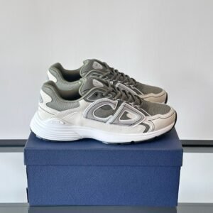 Alternative view of Dior B30 Reflective Olive Green White