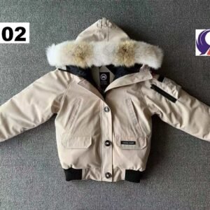 Alternative view of Canada Goose Chilliwack Bomber Jacket White