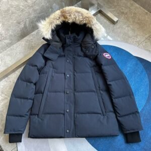 Alternative view of Canada Goose Wyndham Parka Navy Fur