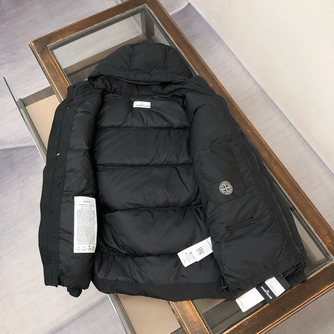 Stone Island Nylon Metal Down Jacket In Black - Afbeelding 4