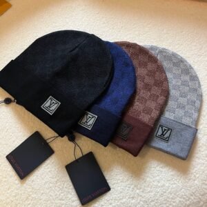 Alternative view of Louis Vuitton Damier Beanie