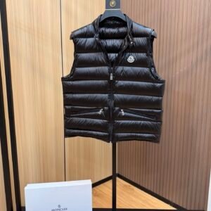 Alternative view of Moncler Lechtal Down Bodywarmer Black