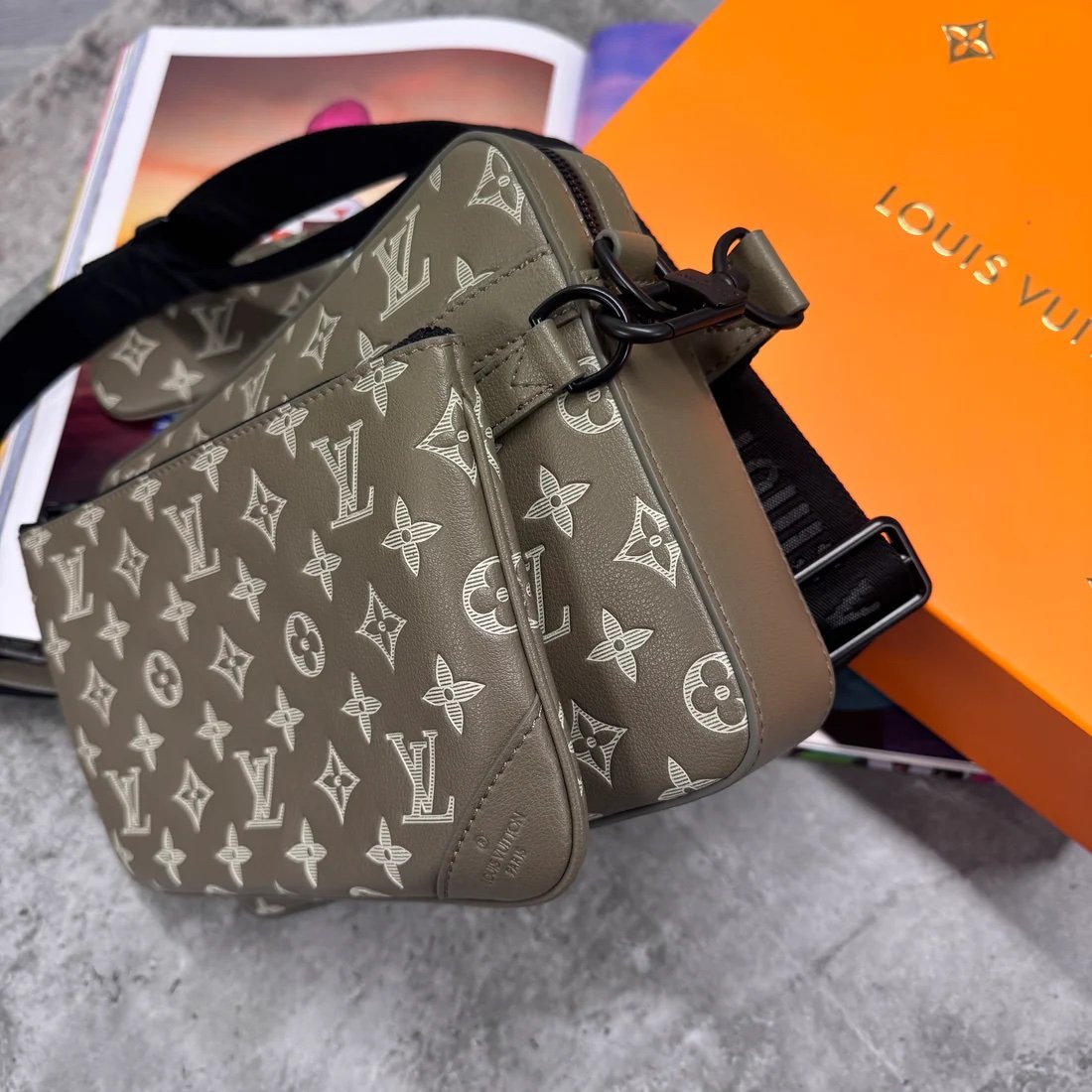 Louis Vuitton Trio Messenger Bag Monogram Khaki - Afbeelding 3