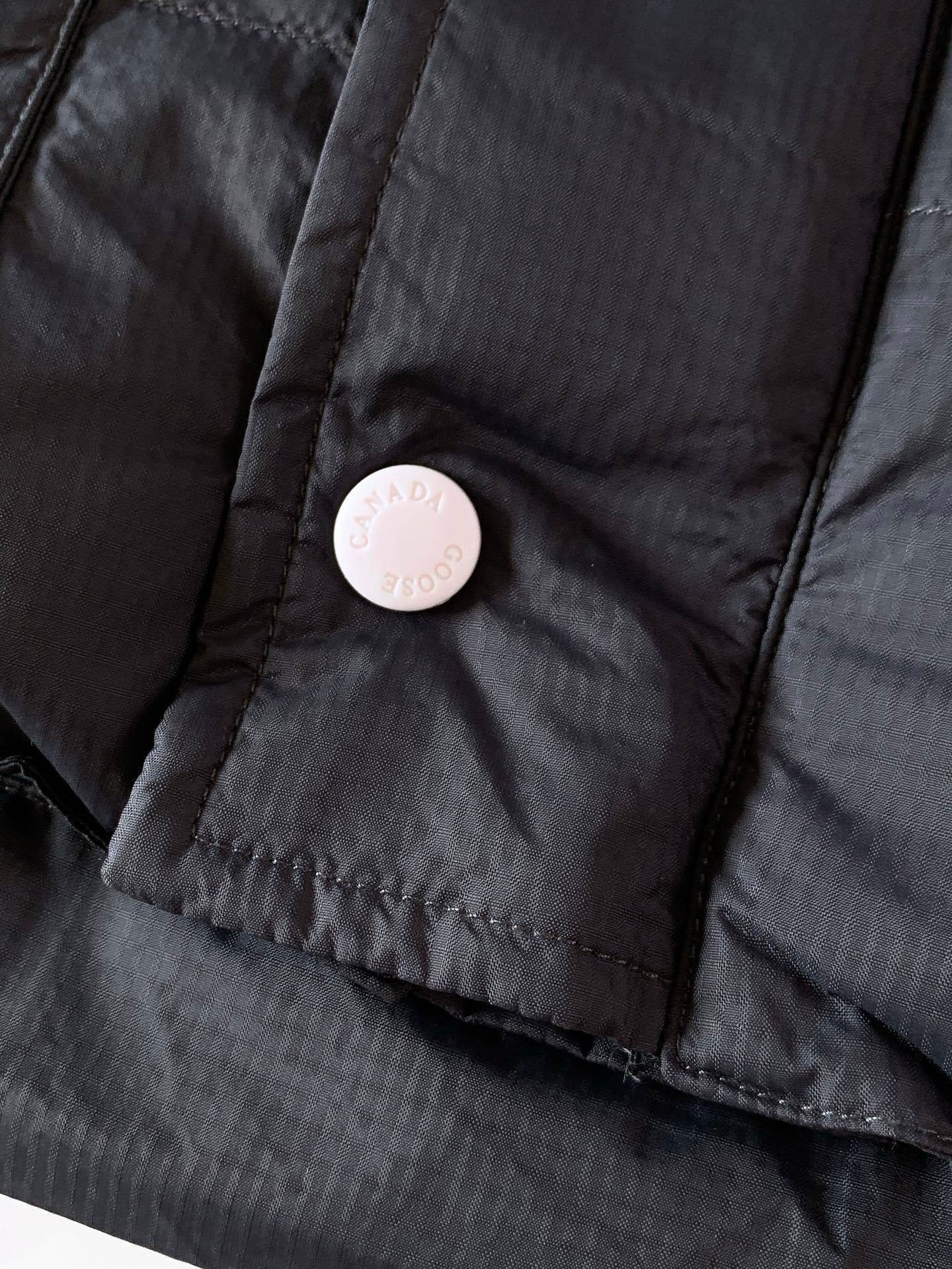 Canada Goose Black Down Northern Light Freestyle Bodywarmer - Afbeelding 8