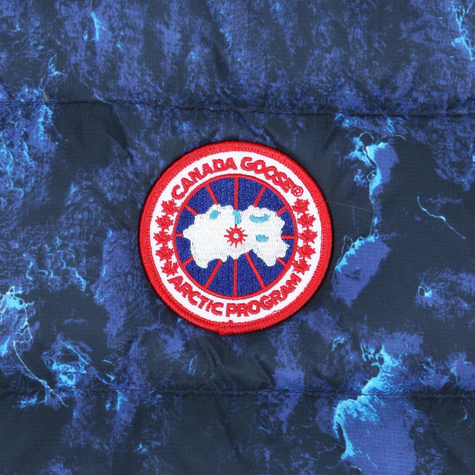 Canada Goose Crofton Down Bodywarmer In Blue Camouflage - Afbeelding 6