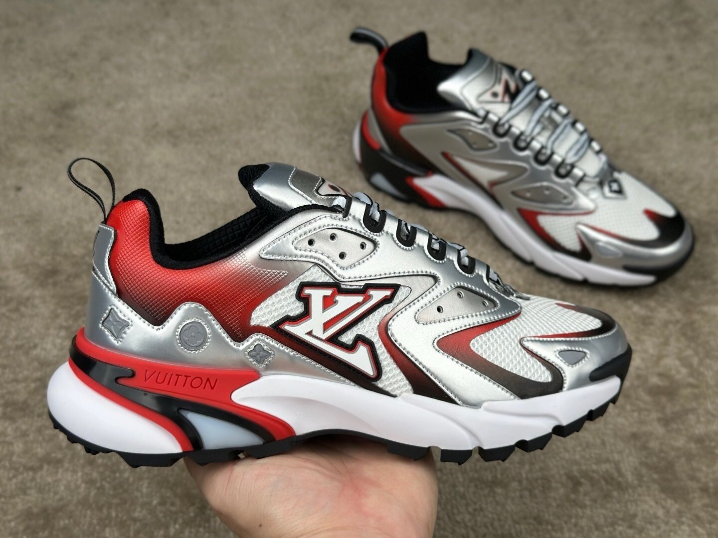 Louis Vuitton Runner Tatic Silver Red - Afbeelding 5