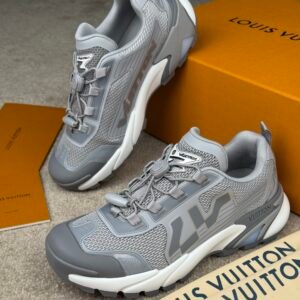 Alternative view of Louis Vuitton Runner Tatic 2.0 Grey