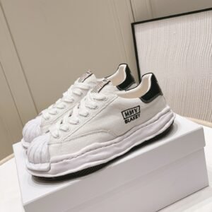 Alternative view of Maison Mihara Yasuhiro Blakey OG Sole White/Black