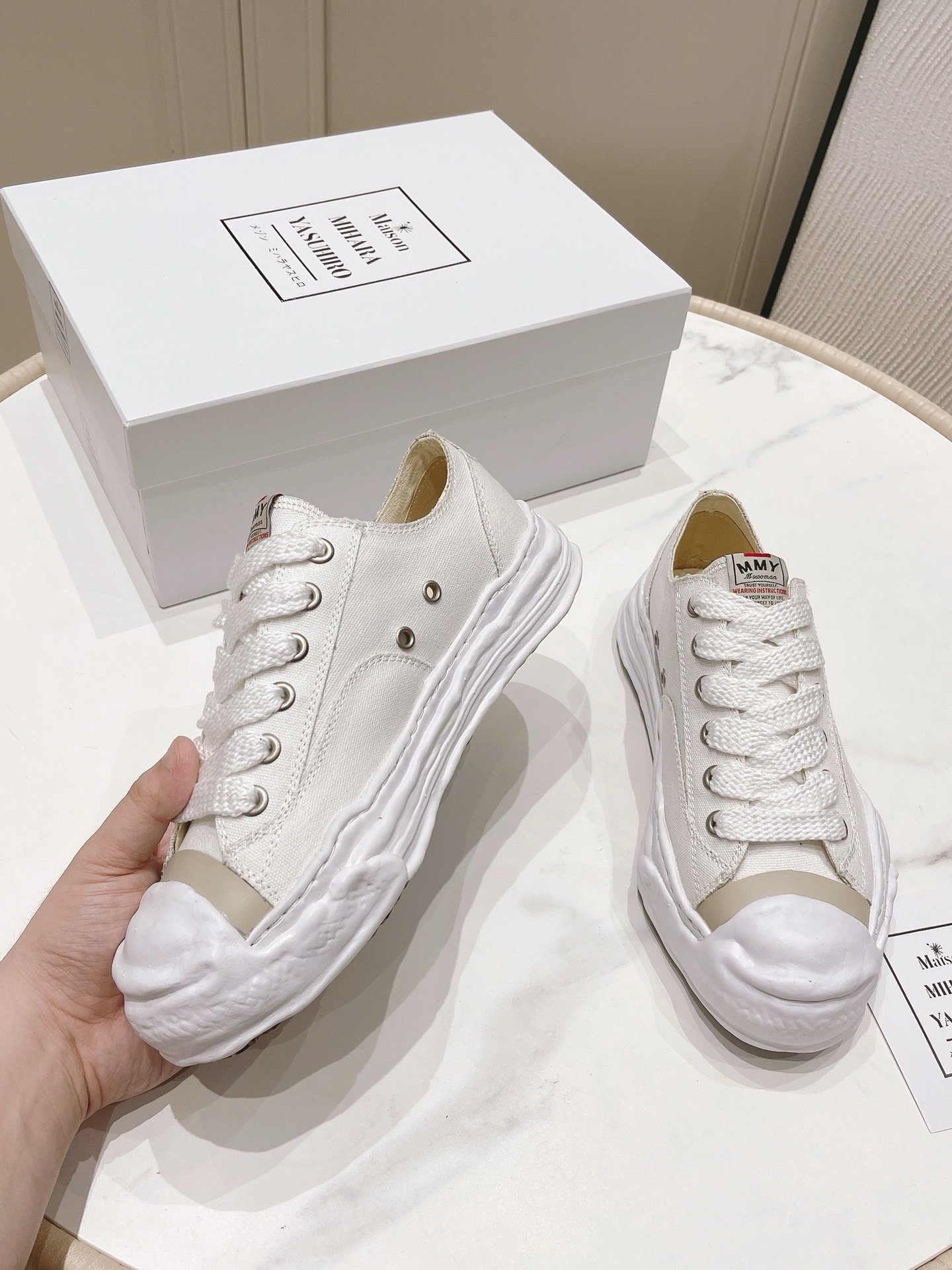Maison Mihara Yasuhiro Hank OG Sole Canvas Low White - Afbeelding 3