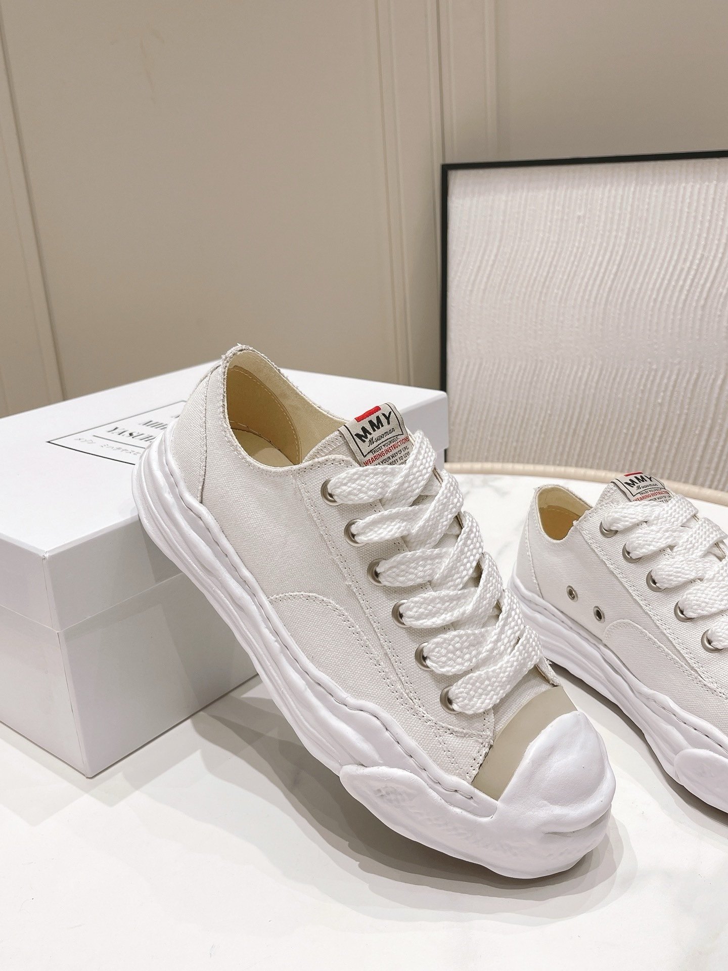 Maison Mihara Yasuhiro Hank OG Sole Canvas Low White - Afbeelding 5