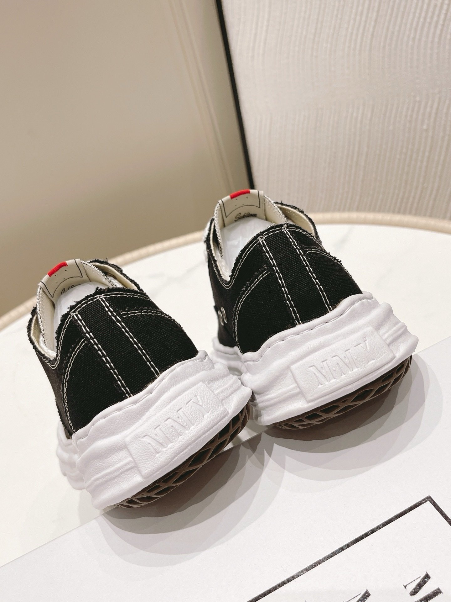 Maison Mihara Yasuhiro Hank OG Sole Canvas Low Black - Afbeelding 9