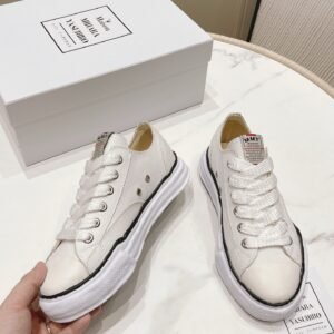 Alternative view of Maison Mihara Yasuhiro Hank OG Sole Canvas White