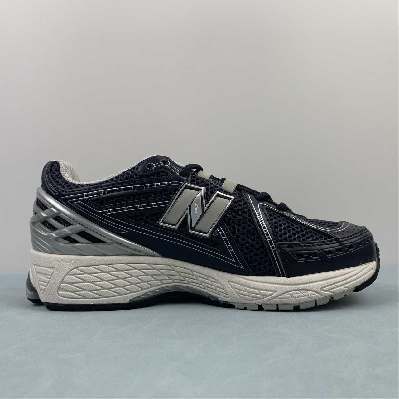 New Balance 1906R Silber Metallic - Afbeelding 3