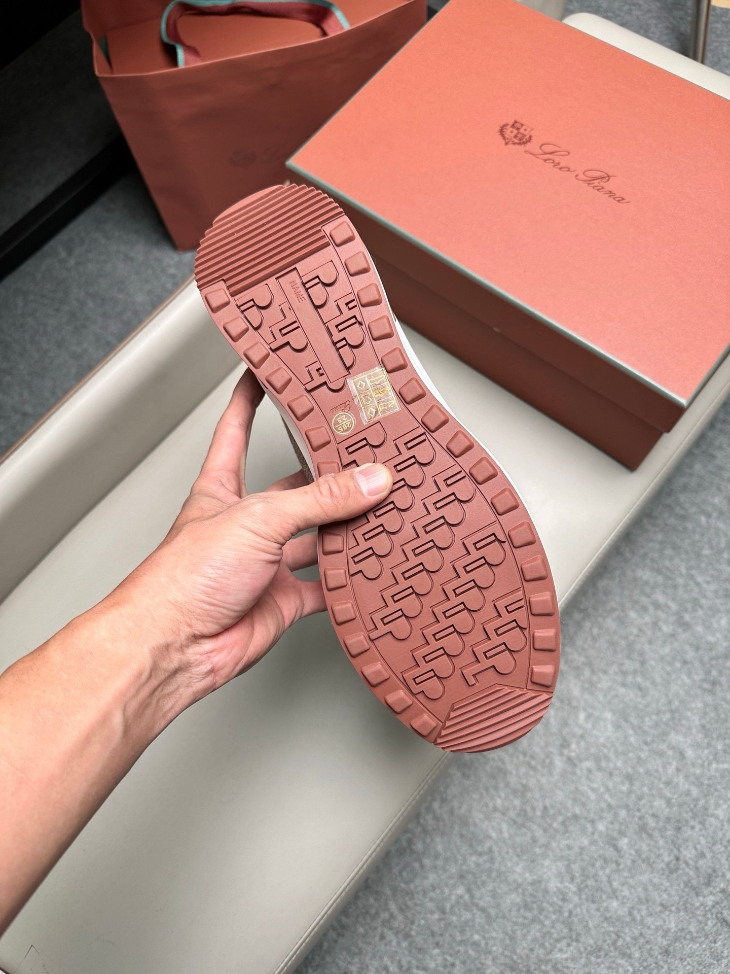 Loro Piana Weekend Walk Pecora Nera Gray - Afbeelding 3