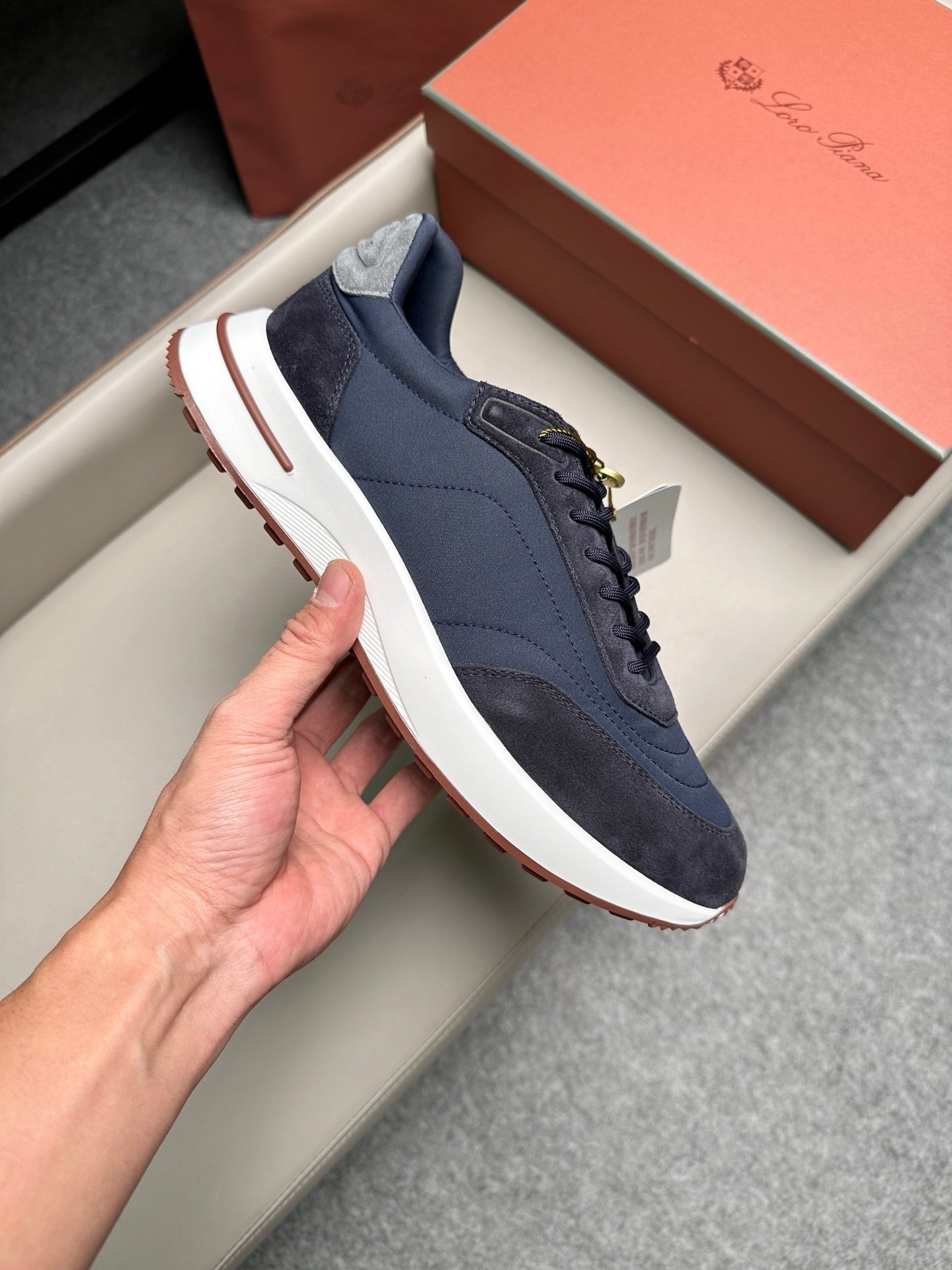 Loro Piana Weekend Walk Suede Navy/Grey - Afbeelding 2