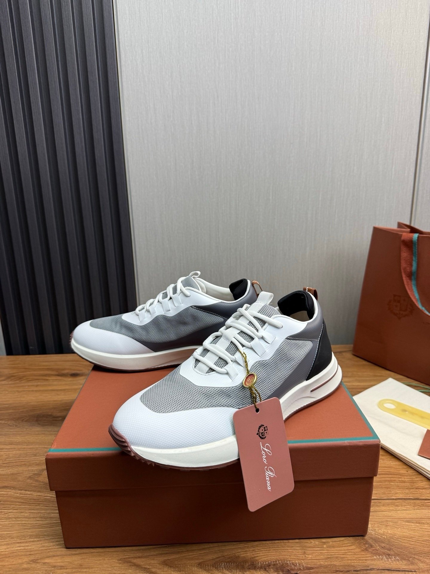 Loro Piana Weekend Walk Technical Mesh White/Grey - Afbeelding 4