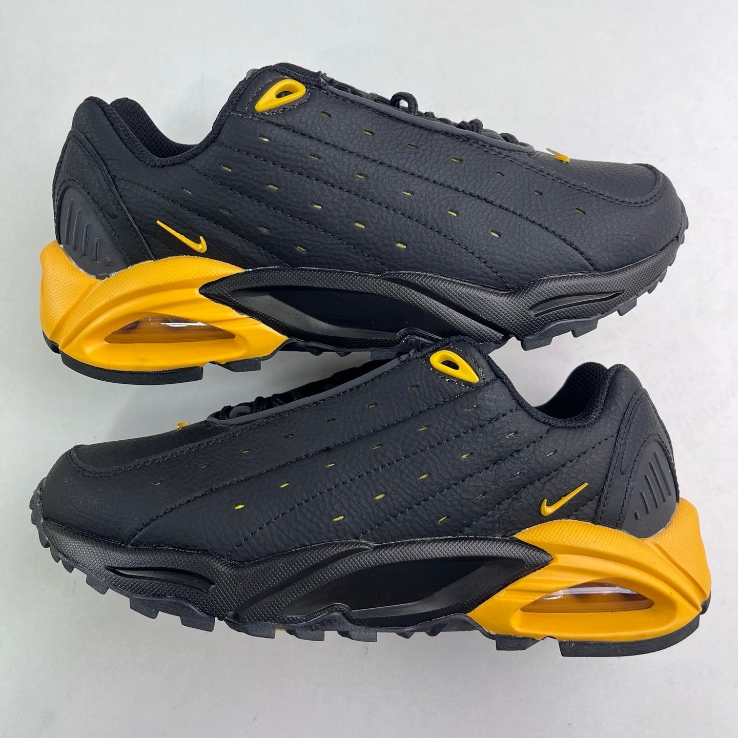 Nocta x Nike Hot Step Air Terra Black University Gold - Afbeelding 3