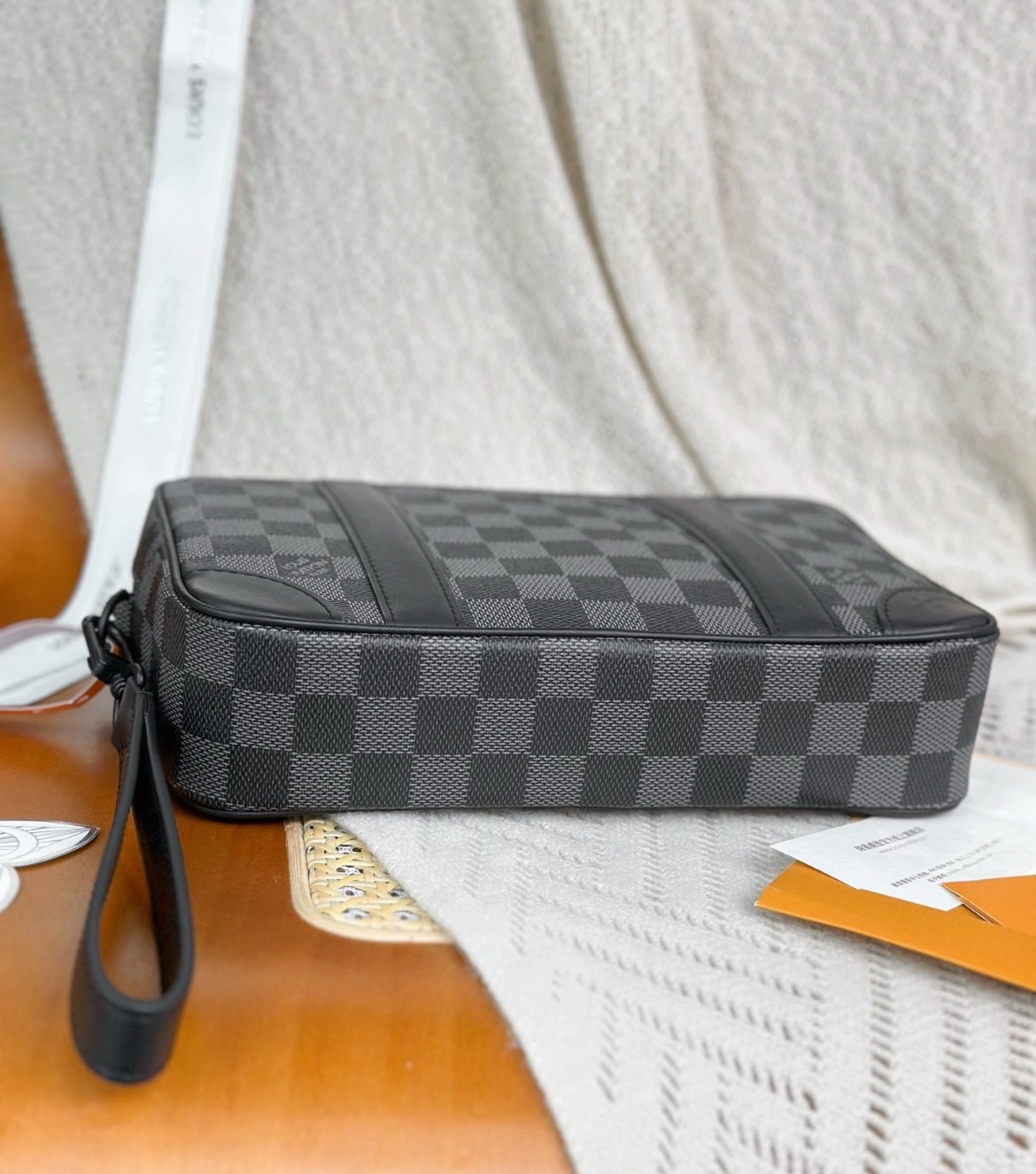 Louis Vuitton Monogram Kasai Clutch Bag - Afbeelding 13