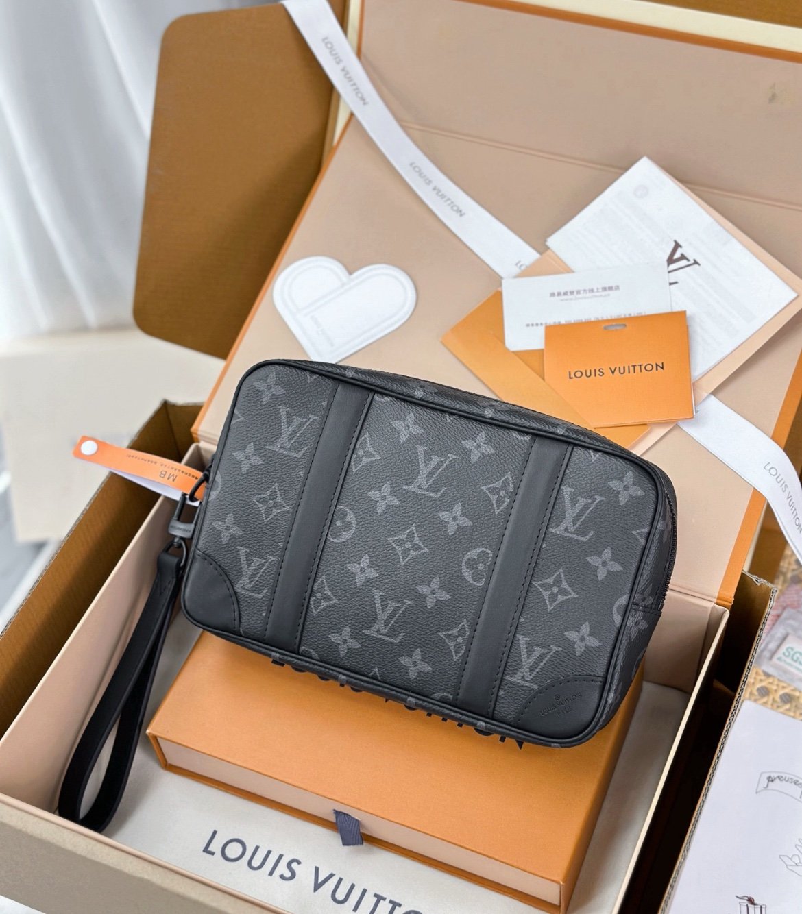 Louis Vuitton Monogram Kasai Clutch Bag - Afbeelding 2