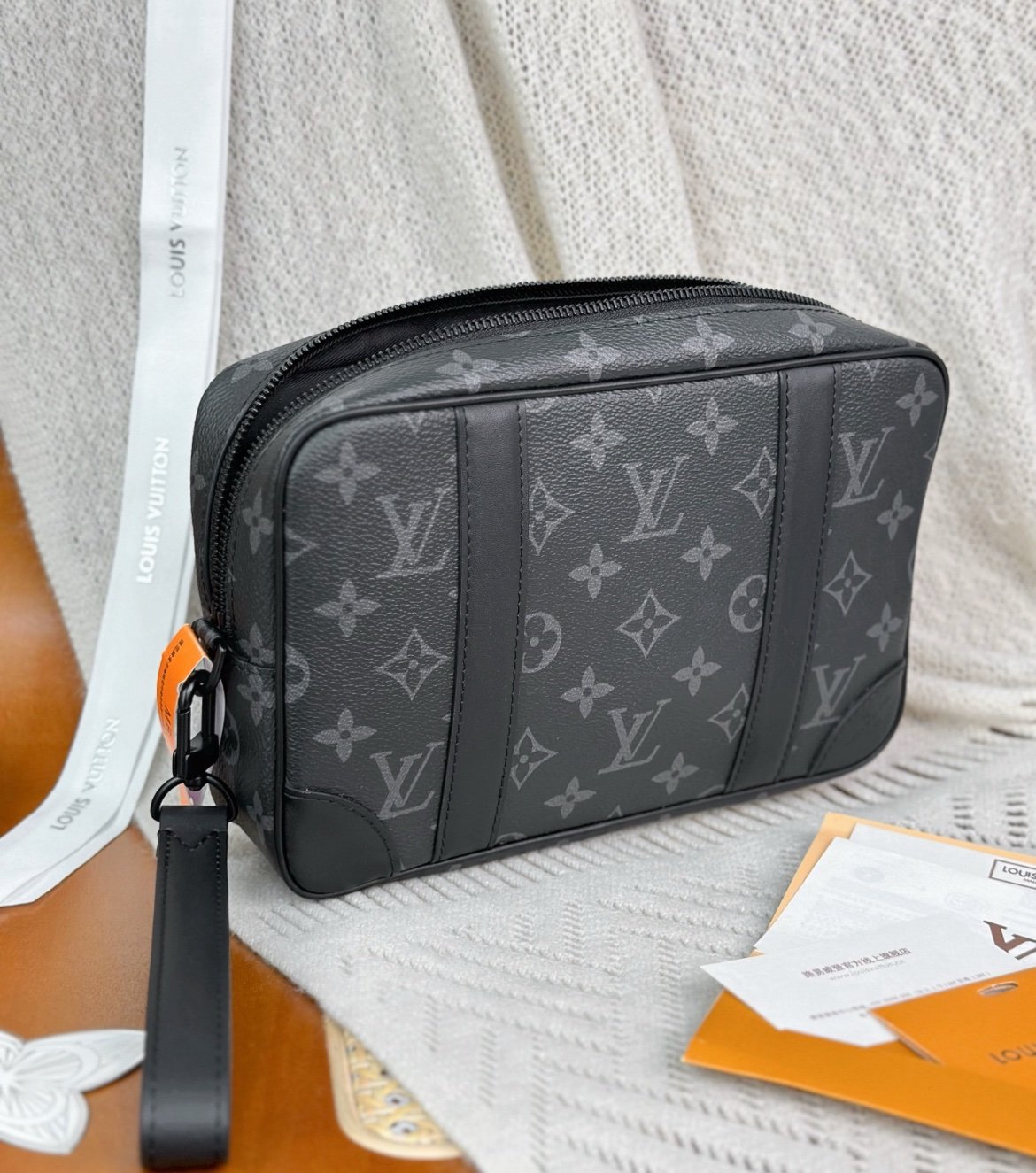 Louis Vuitton Monogram Kasai Clutch Bag - Afbeelding 6