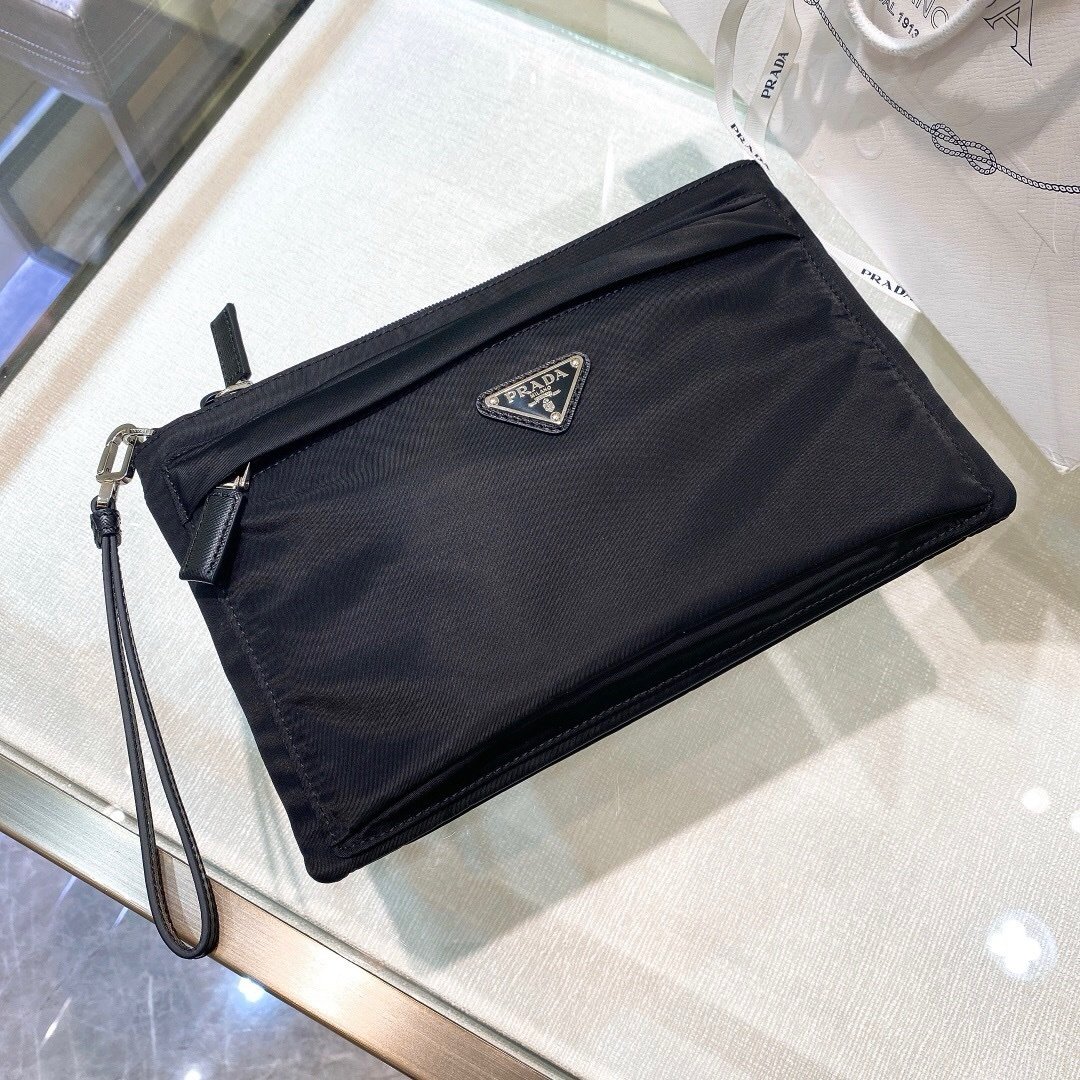 Prada Saffiano Leather Zipped Clutch - Afbeelding 3