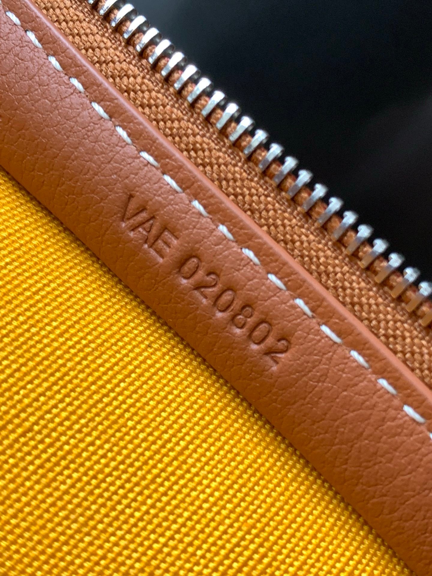Goyard Jouvence MM Bag In Black/Brown - Afbeelding 4