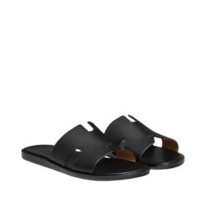 Hermes Izmir Black 
Epsom Calfskin Heather