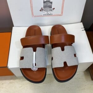 Alternative view of Hermes Paris Chypre
Plum Natural Sandals