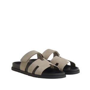 Hermes Paris Chypre Calfskin
Beige Suede Sandals