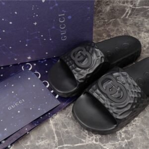 Alternative view of Gucci Interlocking G Ripple Sole Slide Black