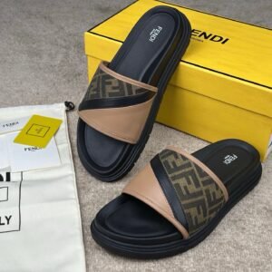 Alternative view of Fendi FF Diagnosal Slides In Brown/Black