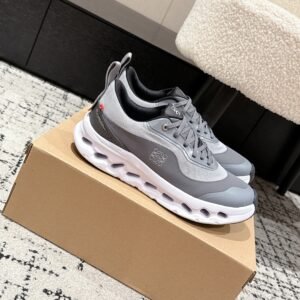 Alternative view of Loewe x On Running Cloudtilt 2 Grey